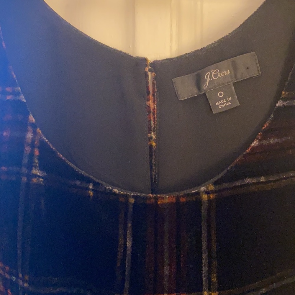 J Crew velvet plaid top, size 0, never worn - Picture 2 of 4